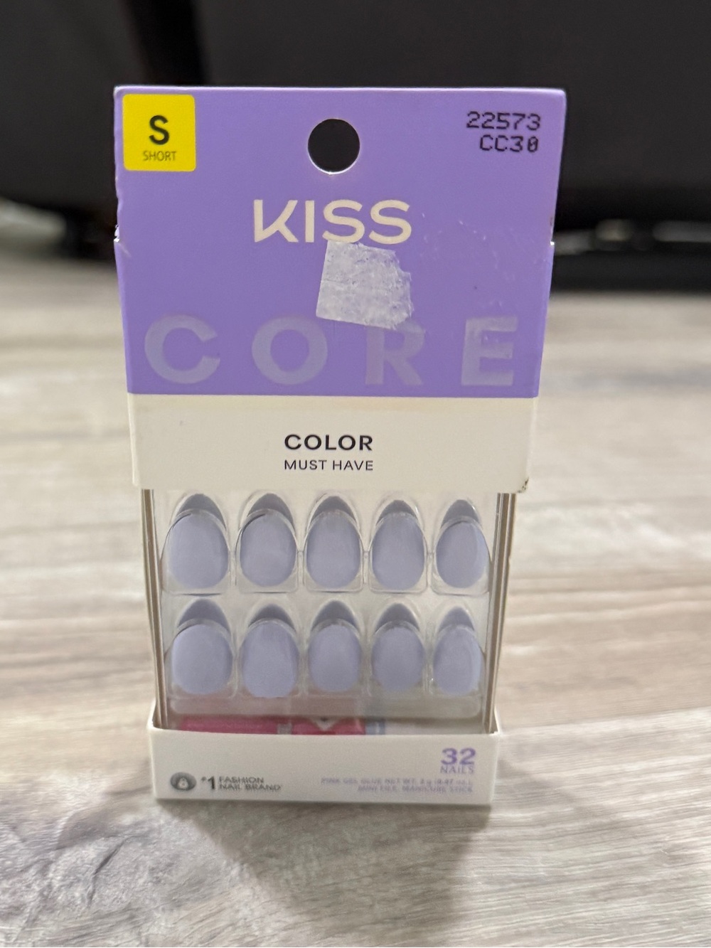 NWT Kiss Core lavender press on nails in size S new in box